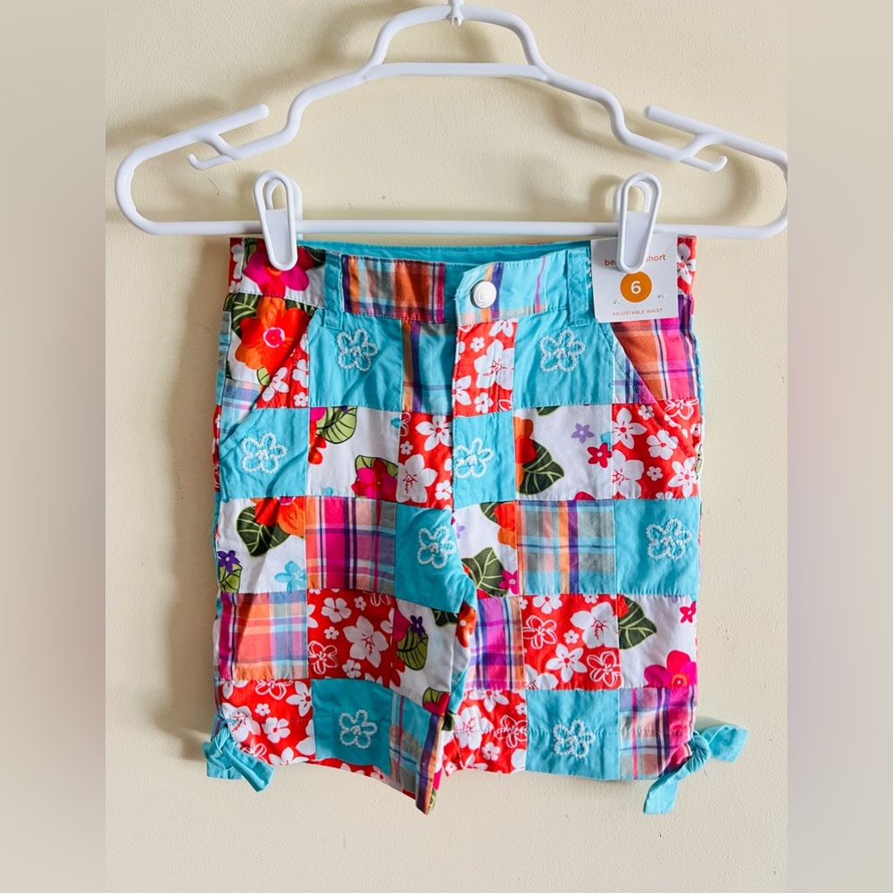 NWT Gymboree Surf Adventure Flower Patchwork Bermuda short. Girls Size 6
